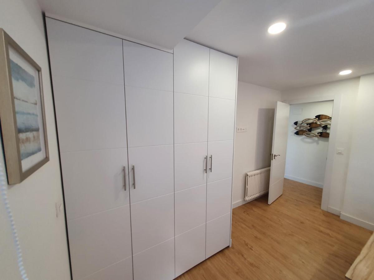 Playa 12 - El Lujo De Estar En 1ª Linea De Playa - Vut-4043-As Apartment Gijon Bagian luar foto
